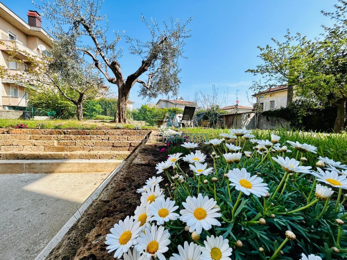 דסנזאנו דל גארדה Ares Apartment - Vicino Al Lago Di Garda E Alla Stazione Treno מראה חיצוני תמונה